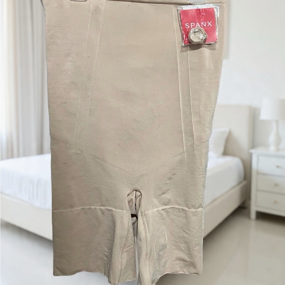 SPANX Women's Tan Shapewear Shorts